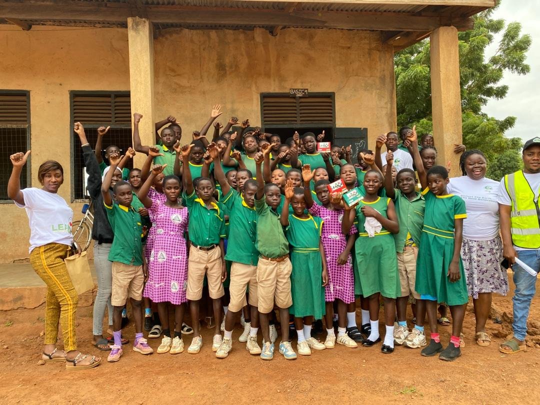 GREEN SCHOOL INITIATIVE (GSI)